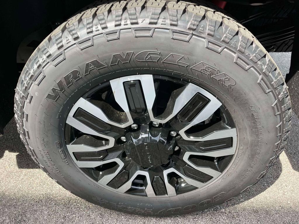 2026 GMC Sierra 2500HD Denali Ultimate - Photo 12