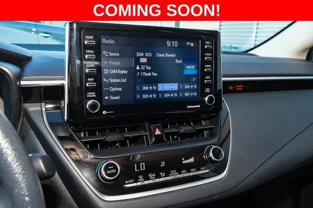 Used 2023  Toyota LE image 31