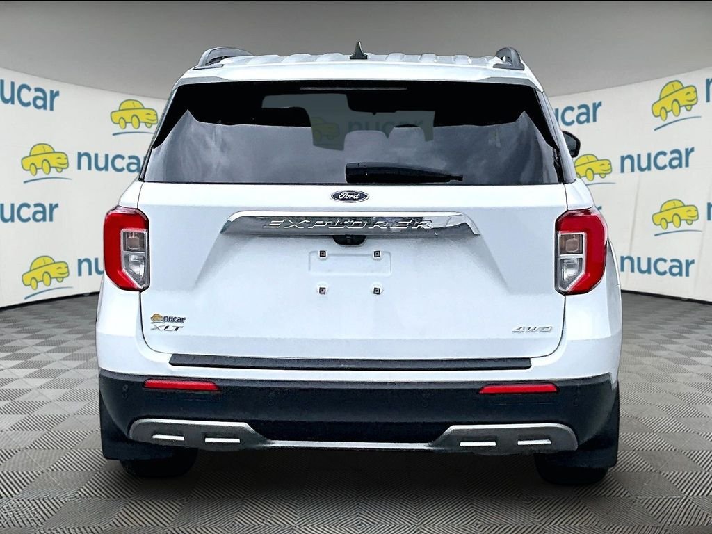 Used 2023 White Ford XLT image 5