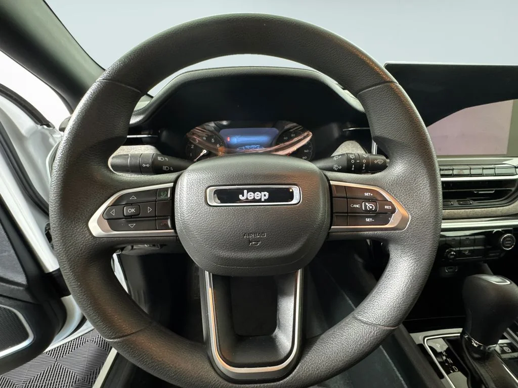 Used 2023 White Jeep Sport image 27