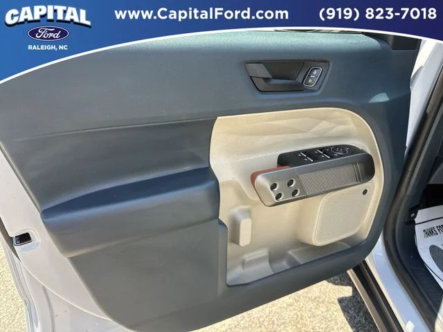 Used 2025 White Ford Lariat image 20