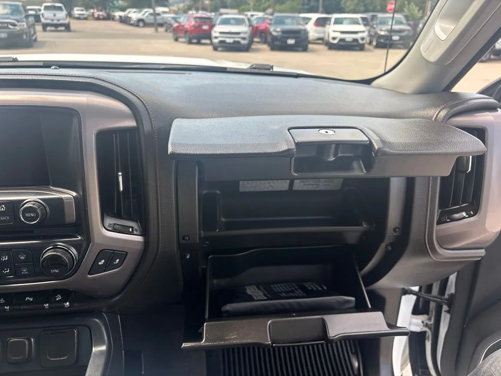 Used 2016 White GMC SLT image 14
