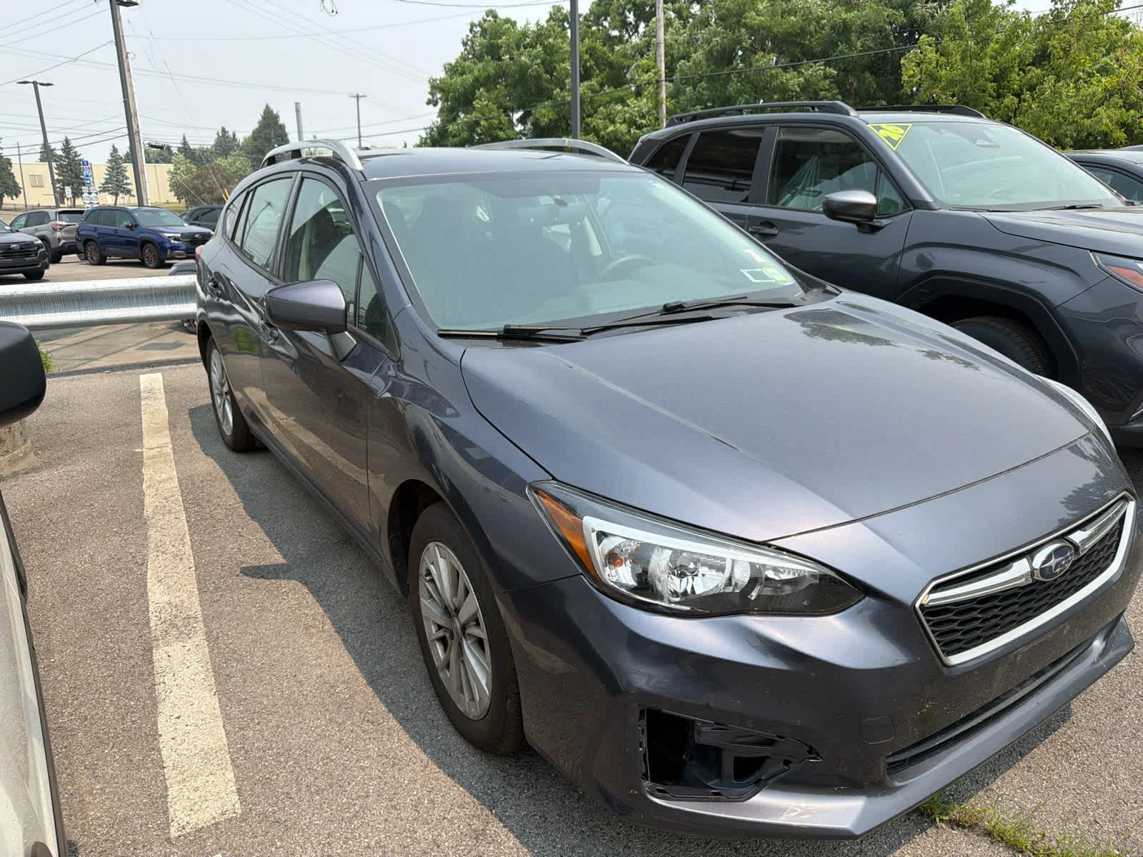 Used 2017 Carbide Gray Metallic Subaru Premium image 8