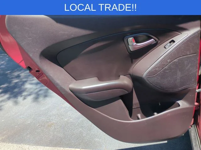 Used 2013 Red Hyundai GLS image 26