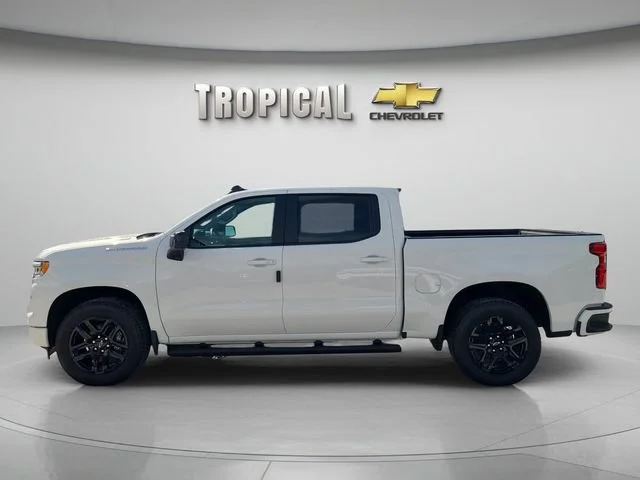 New 2026 Summit White Chevrolet RST image 2