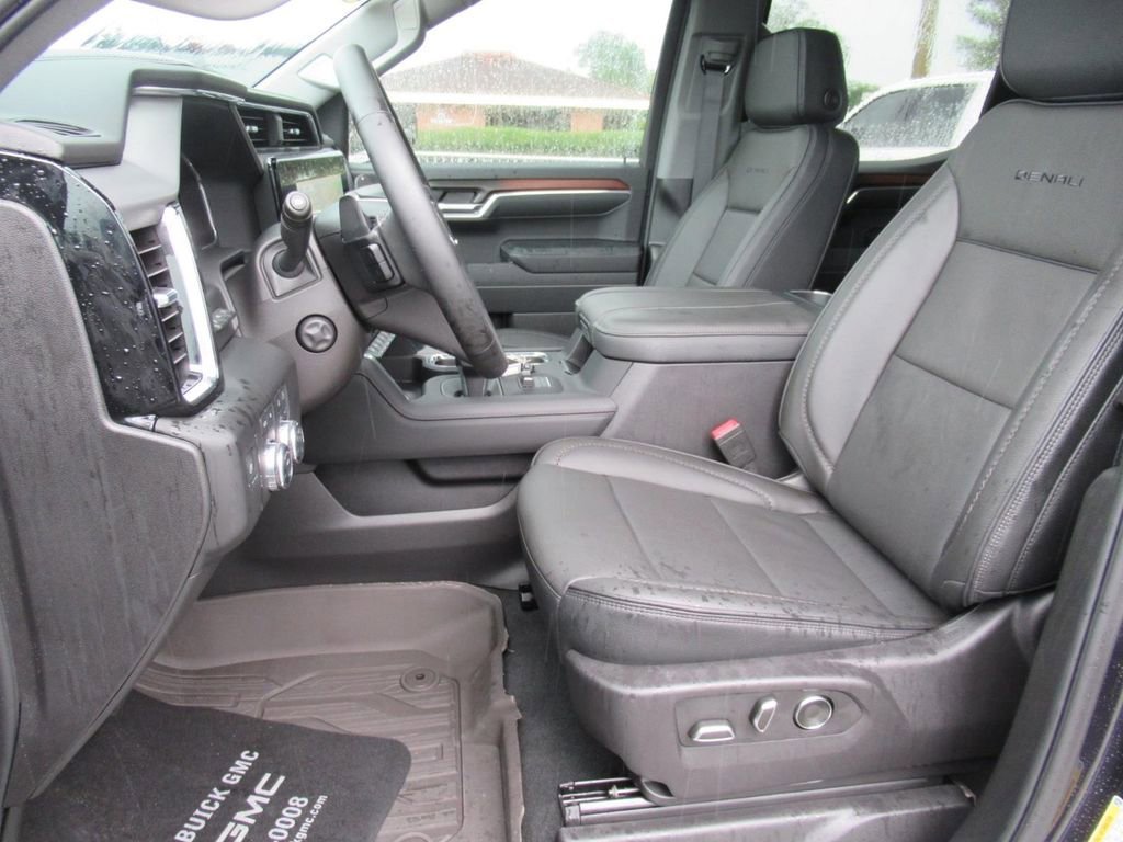 Used 2025 Titanium Rush Metallic GMC Denali image 18
