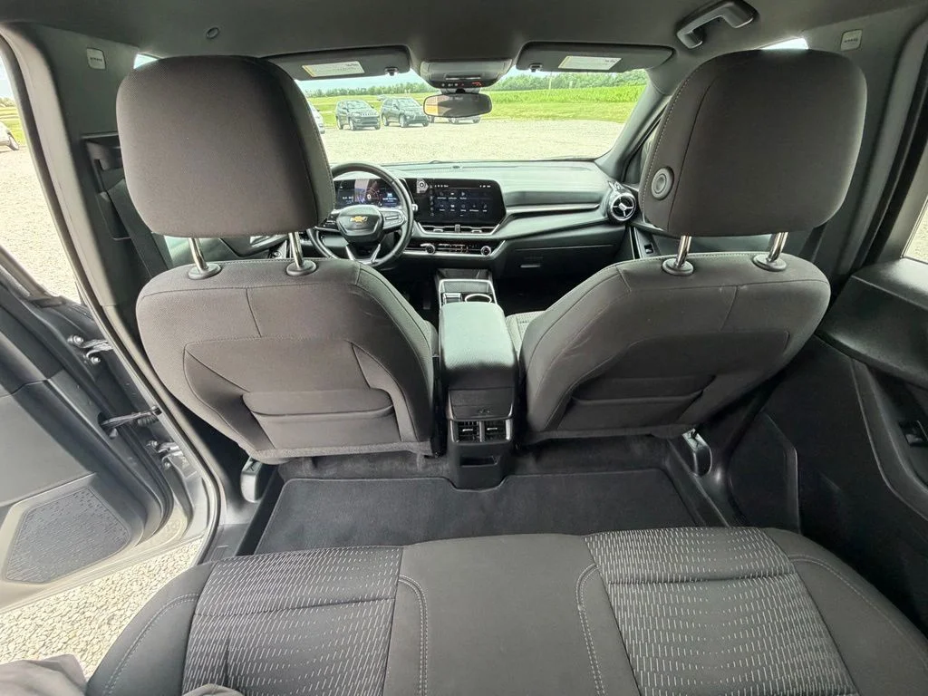 Used 2025 Gray Chevrolet LT image 24