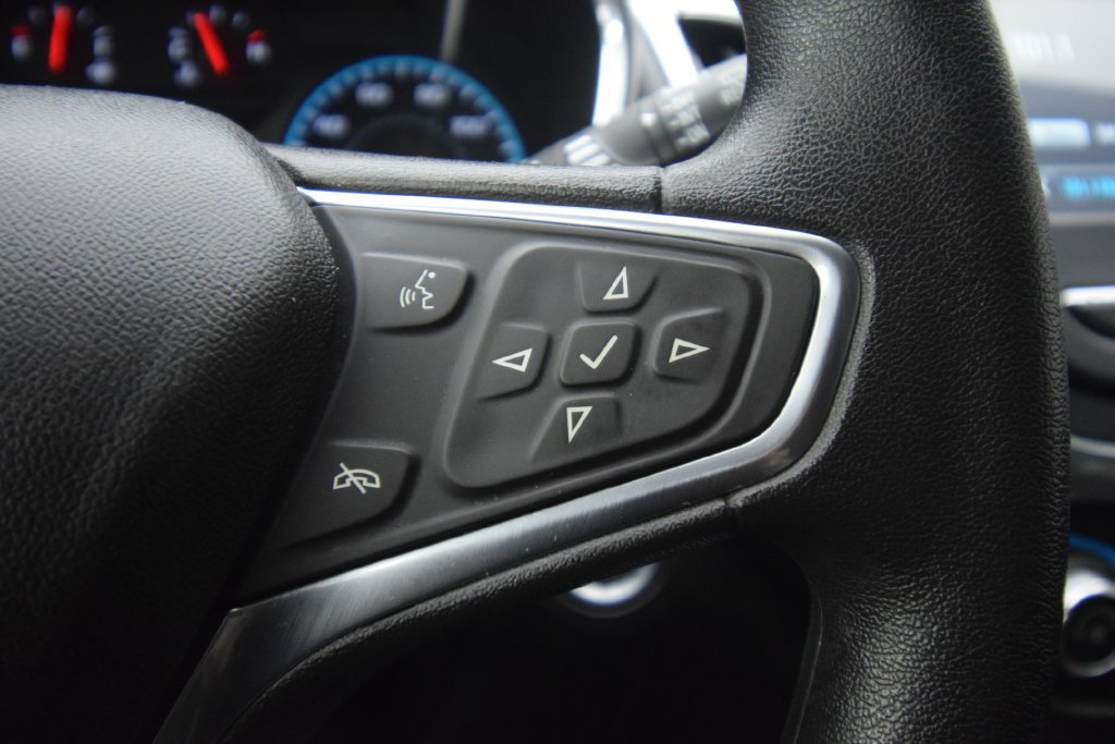 Used 2018 Storm Blue Metallic Chevrolet LT image 27