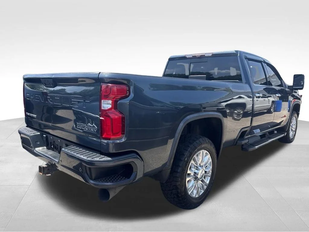Used 2020 Gray Chevrolet High Country image 10