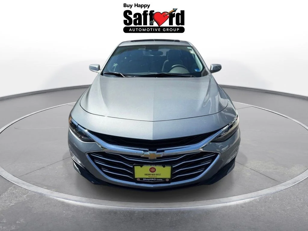 Used 2024 Gray Chevrolet LT image 10