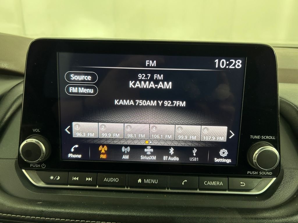 Used 2022 Black Nissan SV image 11
