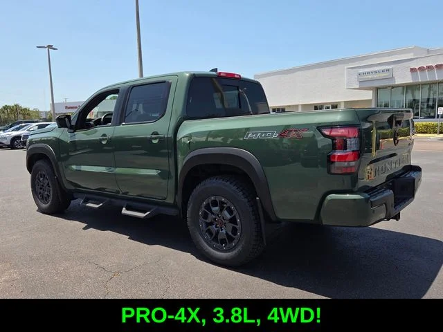 Used 2023 Green Nissan PRO-4X image 5