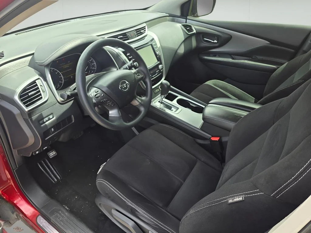 Used 2019 Cayenne Red Pearl Metallic Nissan S image 11