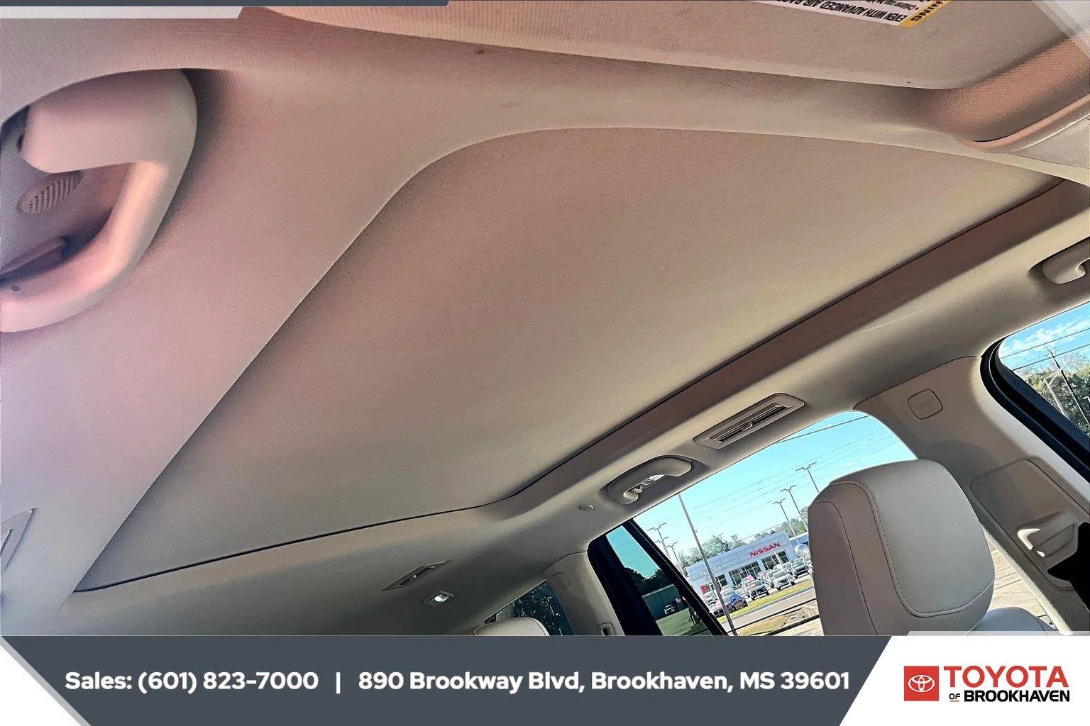 Used 2023 Radiant Red Tintcoat Cadillac FWD Premium Luxury image 16