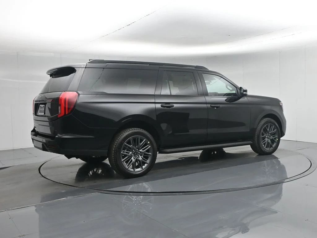 New 2026 Black Ford Platinum image 29