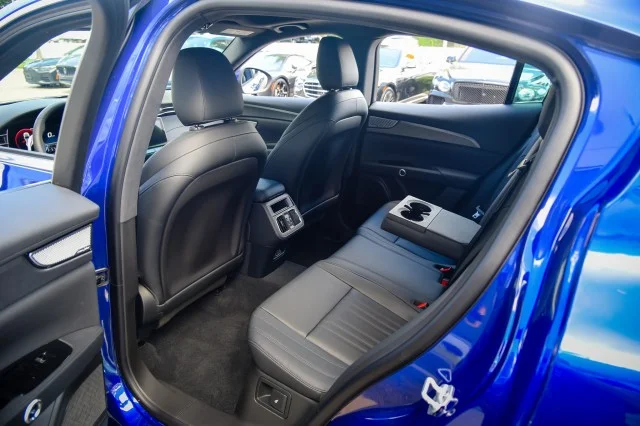 Used 2024 Blu Intenso Metallic Maserati GT image 16
