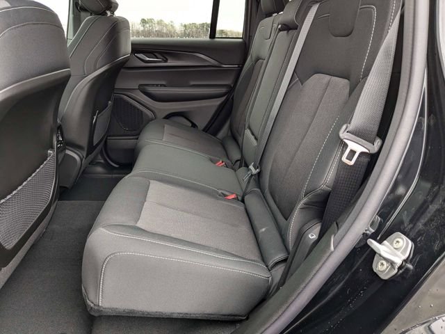 2025 Jeep Grand Cherokee Laredo - Photo 14