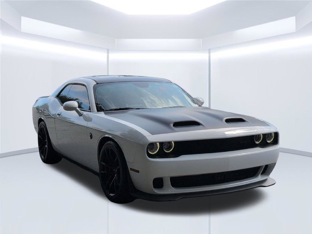 Used 2023 White Dodge SRT Hellcat Jailbreak image 8