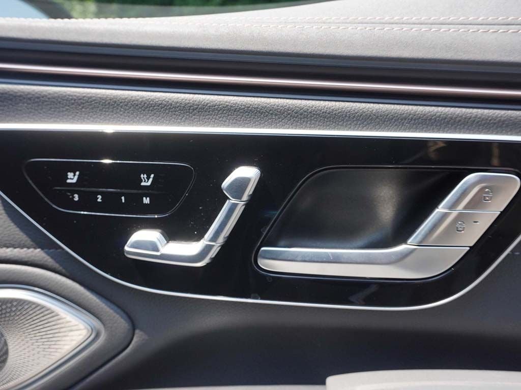Used 2024 Black Mercedes-Benz 450 image 38