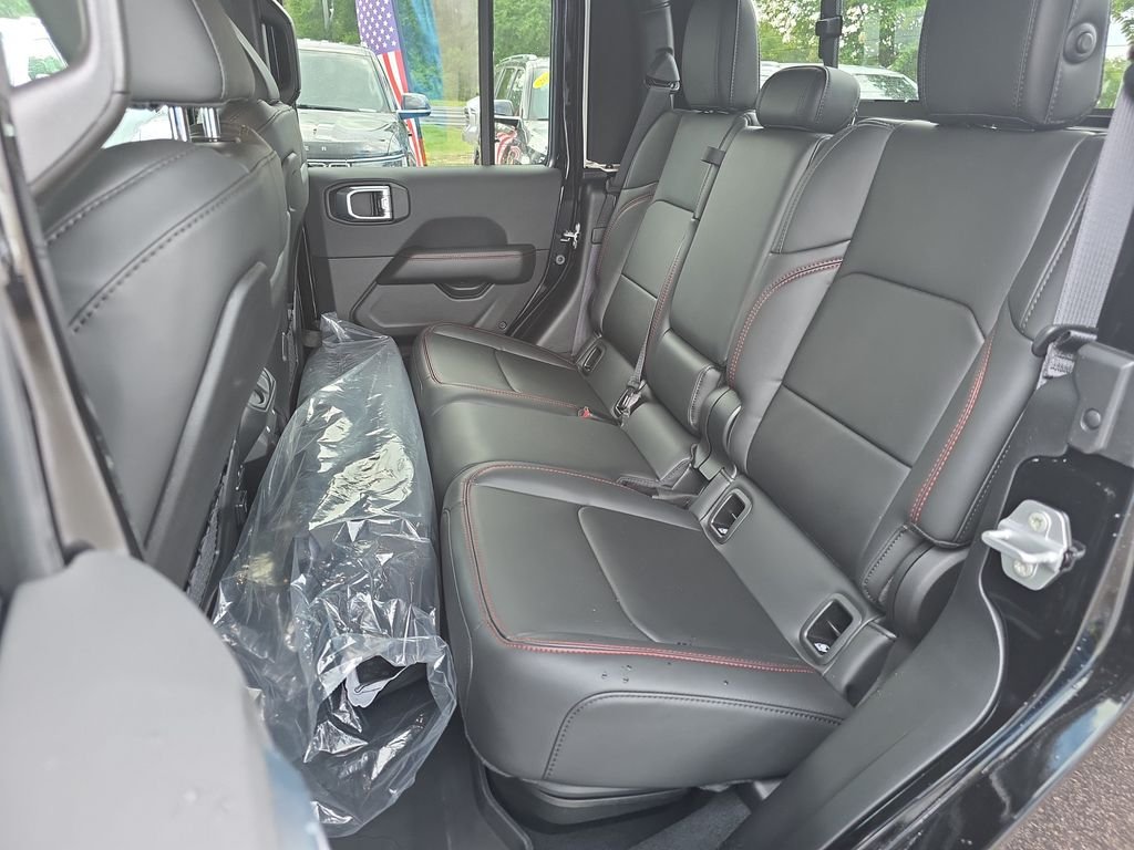 New 2026 Black Clear-Coat Exterior Paint Jeep Rubicon X image 28