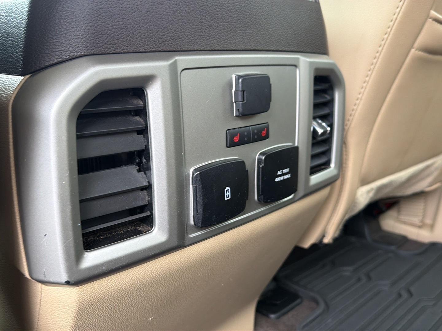 Used 2020 Race Red Ford LARIAT image 12