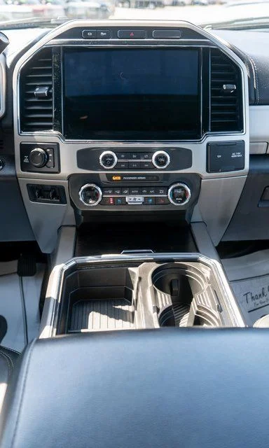 Used 2022 White Ford Lariat image 15