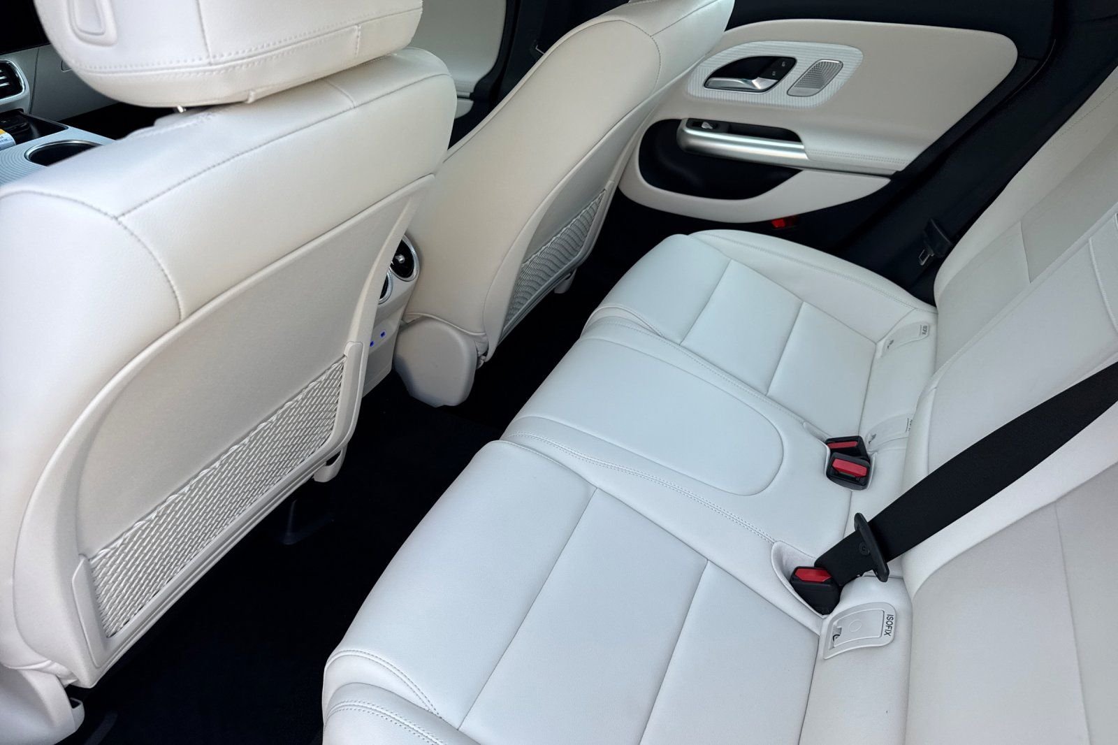 New 2027 Polar White Mercedes-Benz CLA 220 image 11