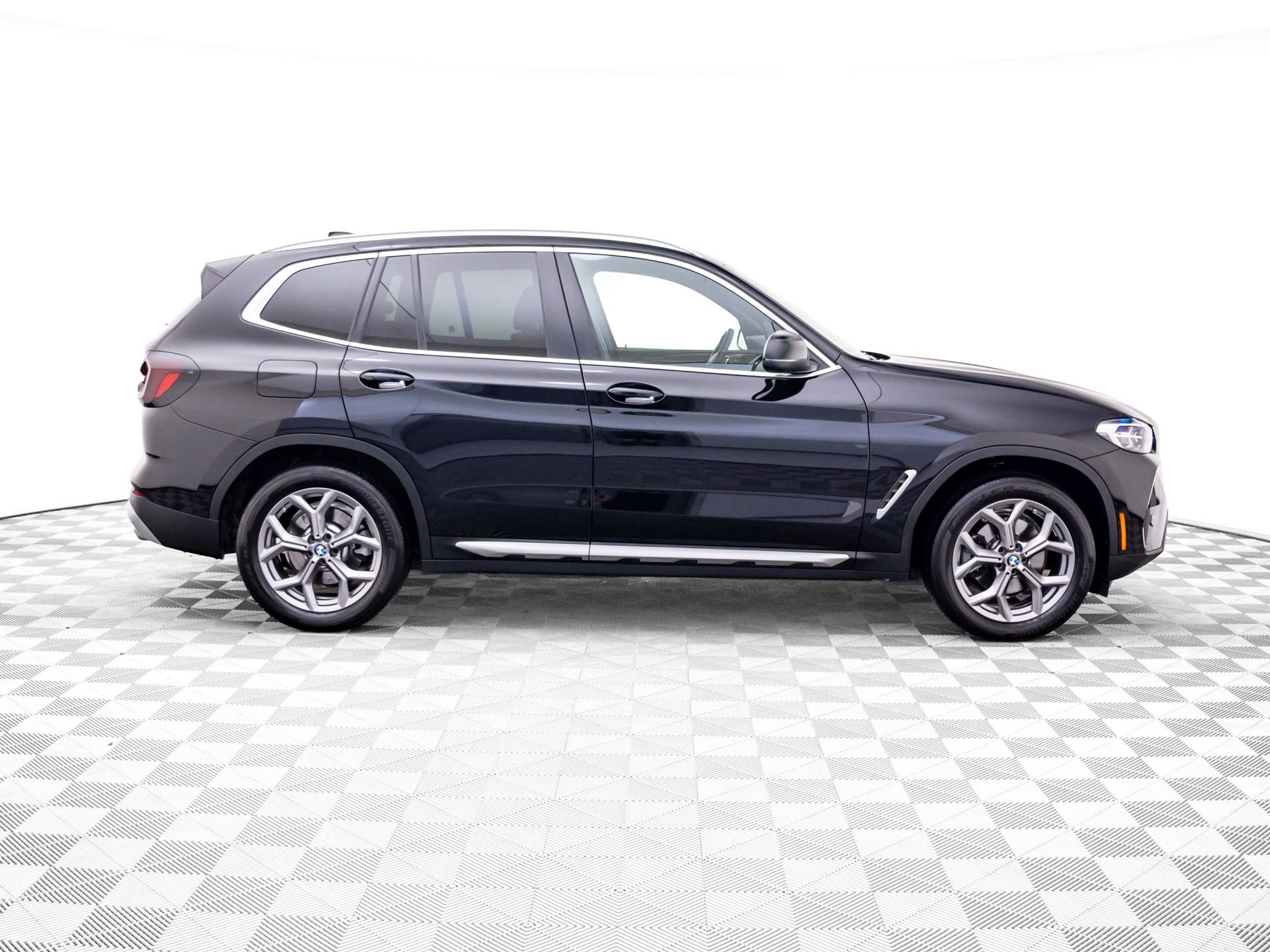 Certified Used 2023 Jet Black BMW xDrive30i image 7