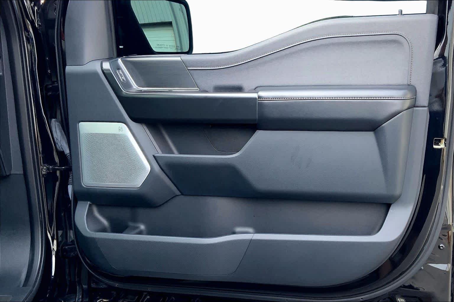 Used 2022 Agate Black Metallic Ford Raptor image 22
