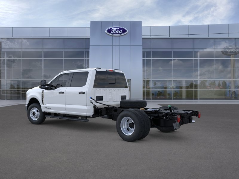 New 2026 Oxford White Ford XL image 4