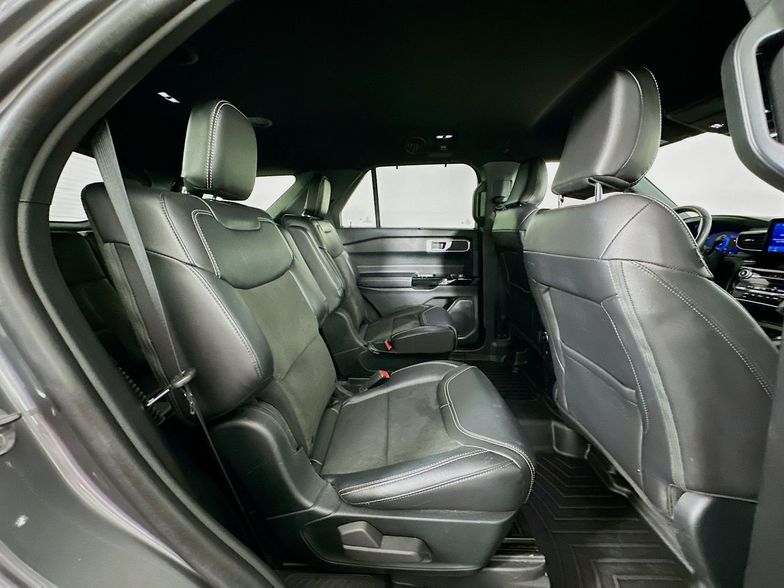Used 2023 Gray Metallic Ford ST image 27