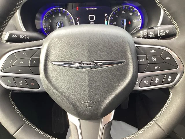 New 2026 Bright White Clearcoat Chrysler SELECT AWD image 13