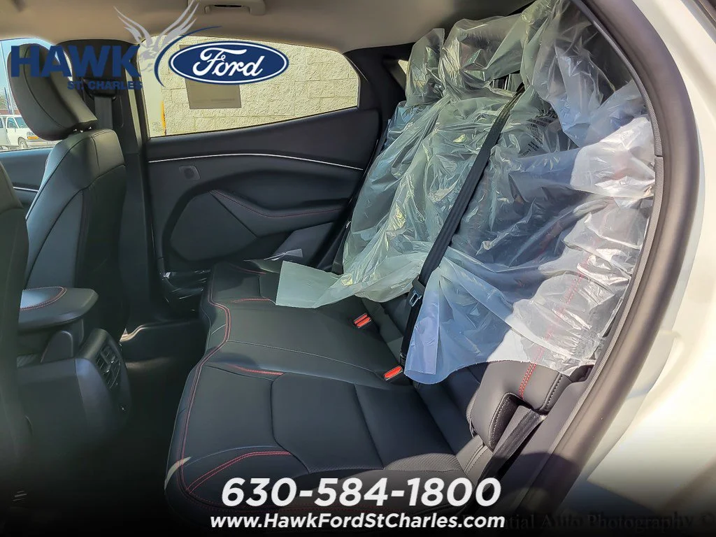 New 2026 Star White Metallic Tri-coat Ford Premium image 9