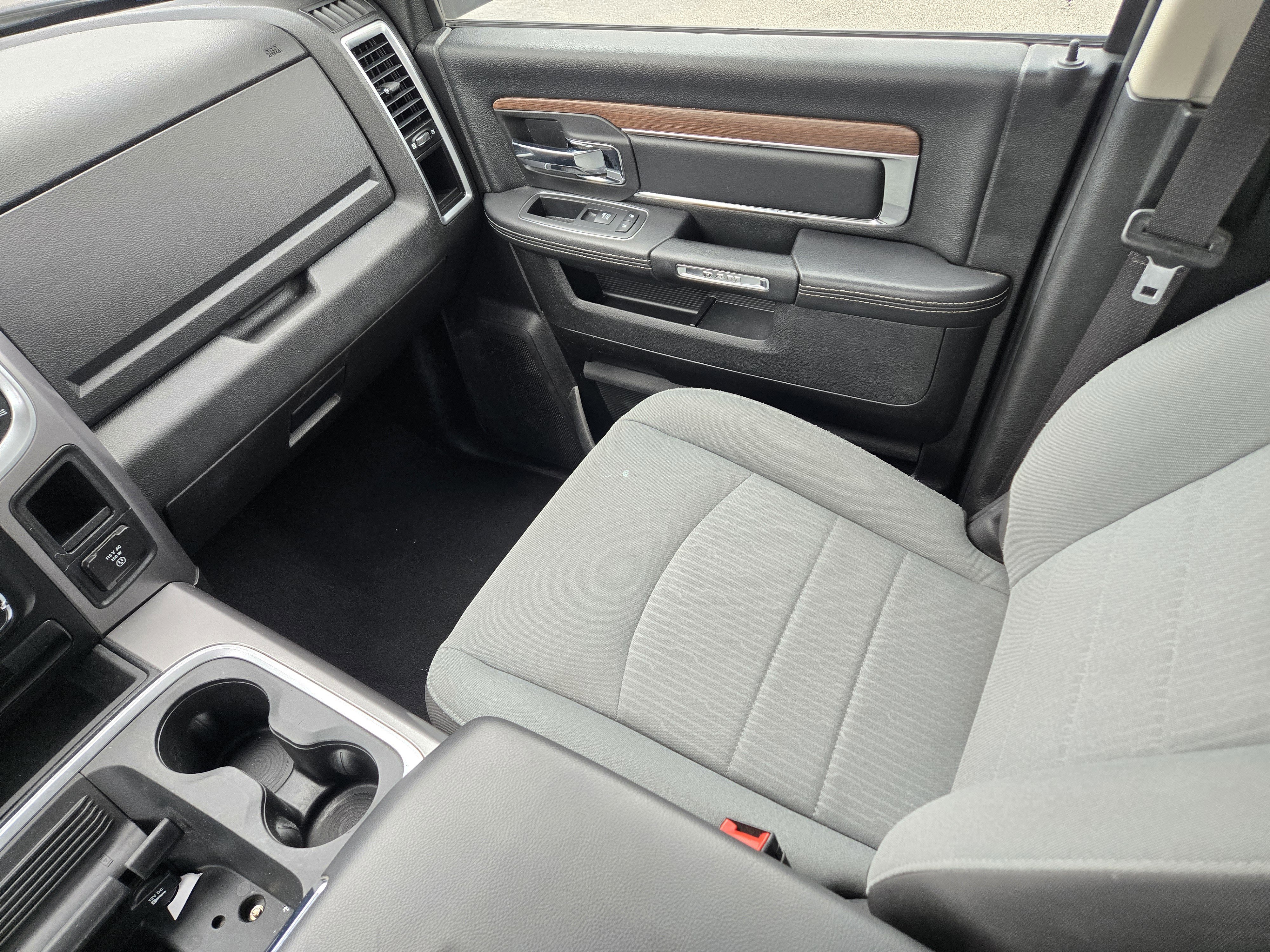 2023 RAM Ram 1500 Classic SLT - Photo 19