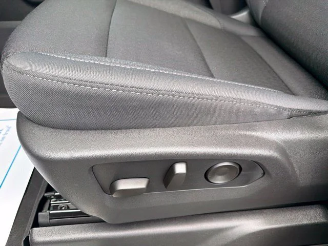 New 2026 Onyx Black GMC Elevation image 24
