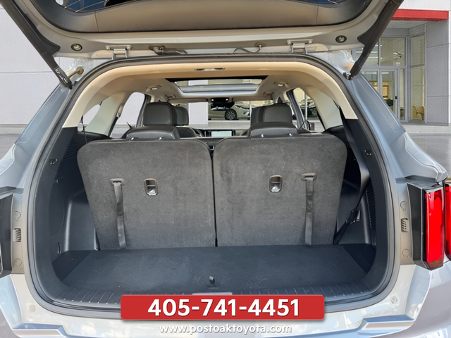 Used 2023 Silver Kia SX image 28