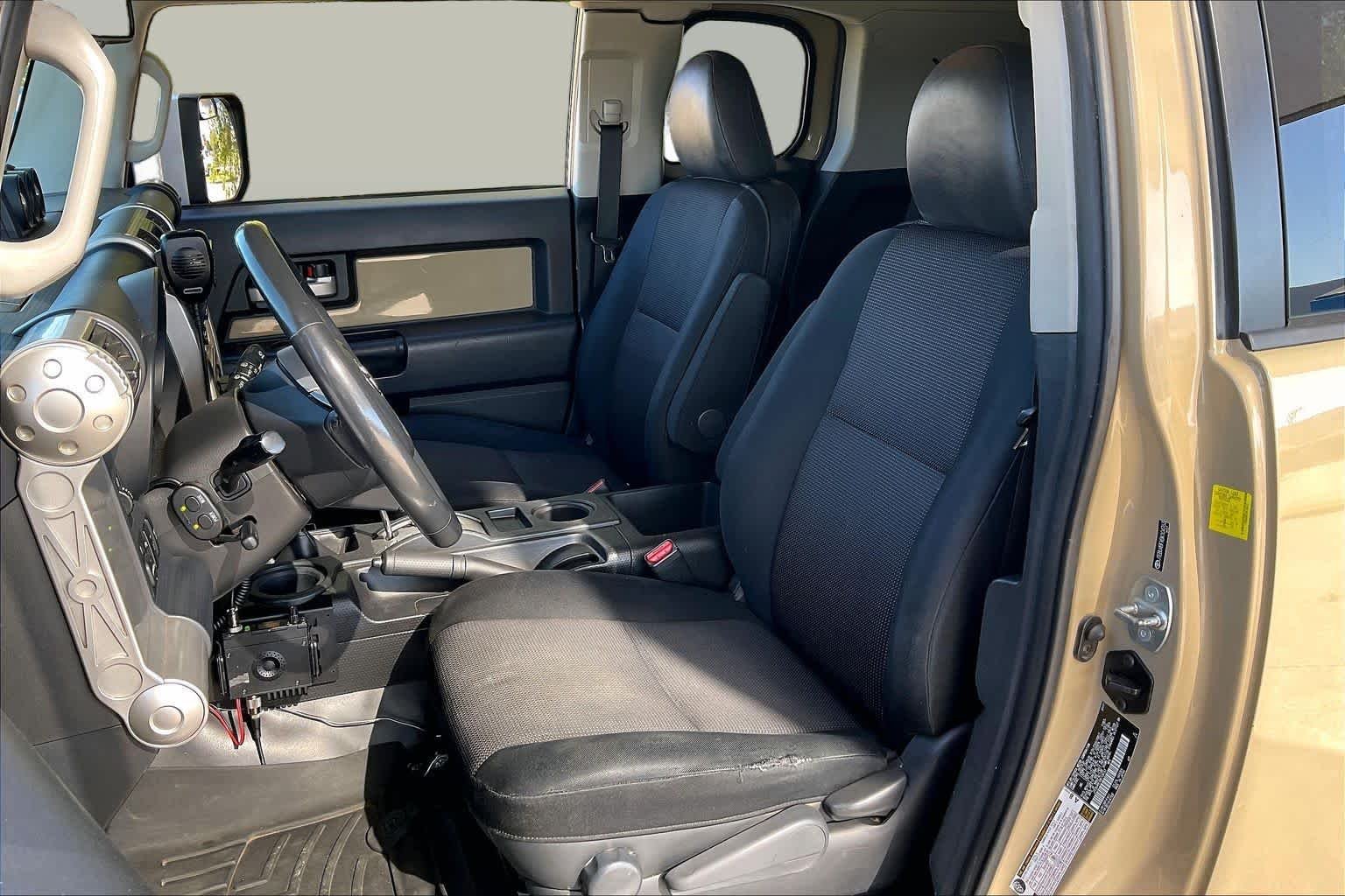 Used 2011 Quicksand Toyota  image 7