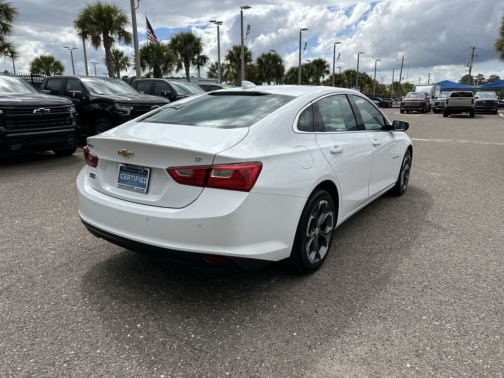 Used 2024 Summit White Chevrolet 1LT image 16