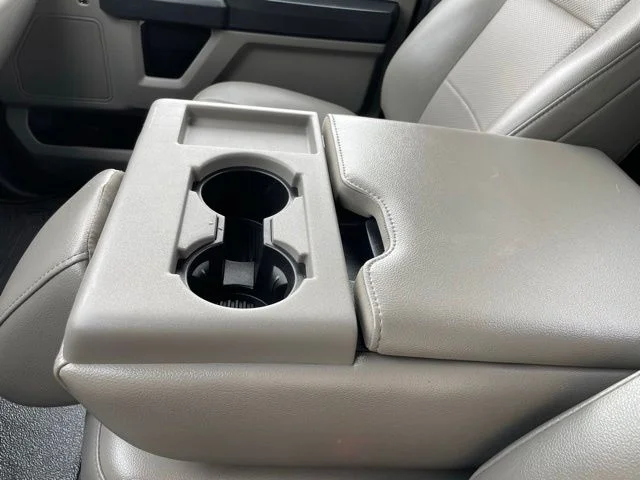 Used 2022 Blue Metallic Ford XL image 17