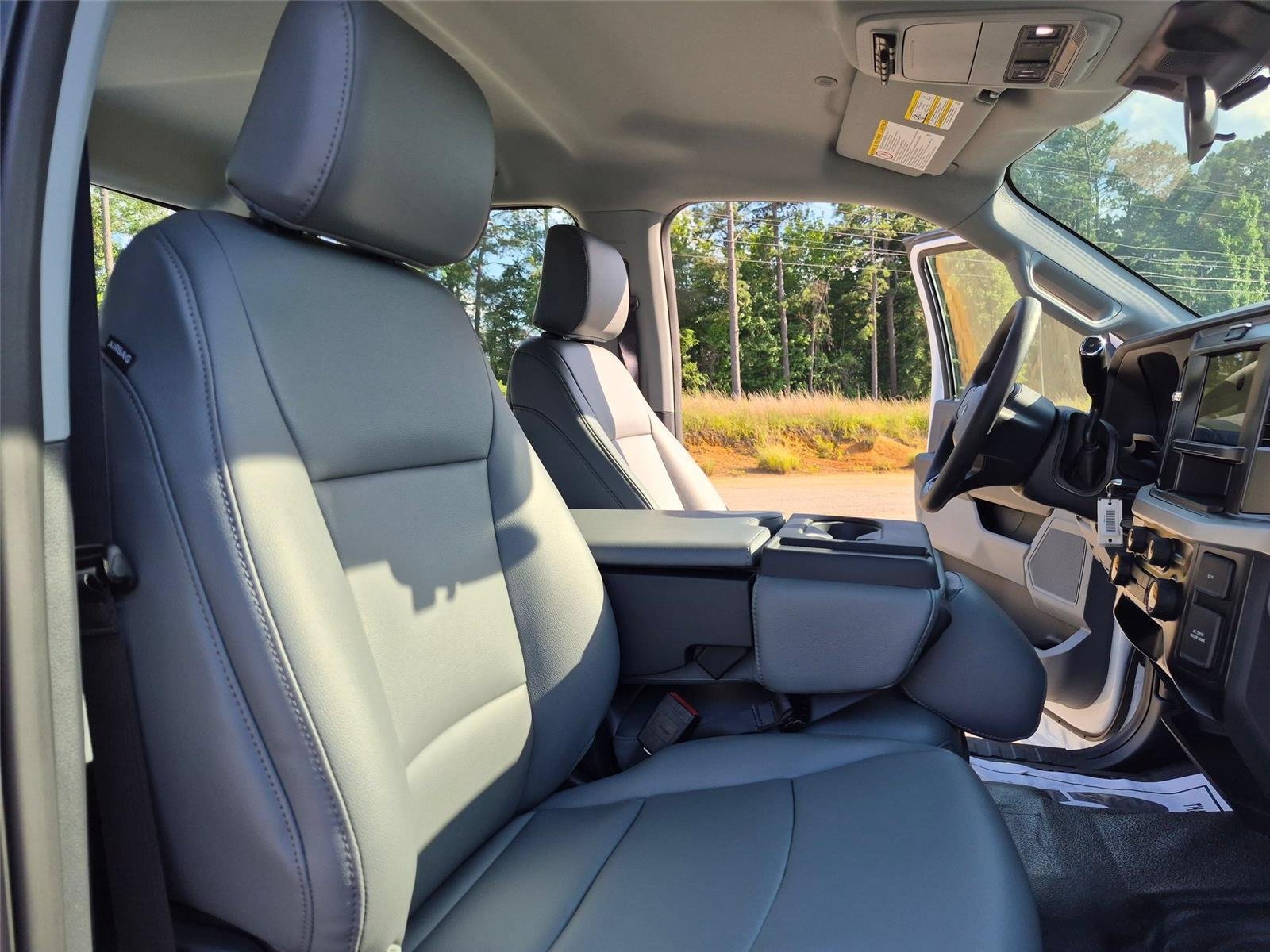 New 2026 Oxford White Ford F-250® XL image 31
