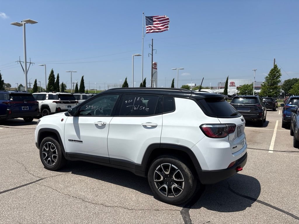 Used 2025 White Jeep Trailhawk image 6