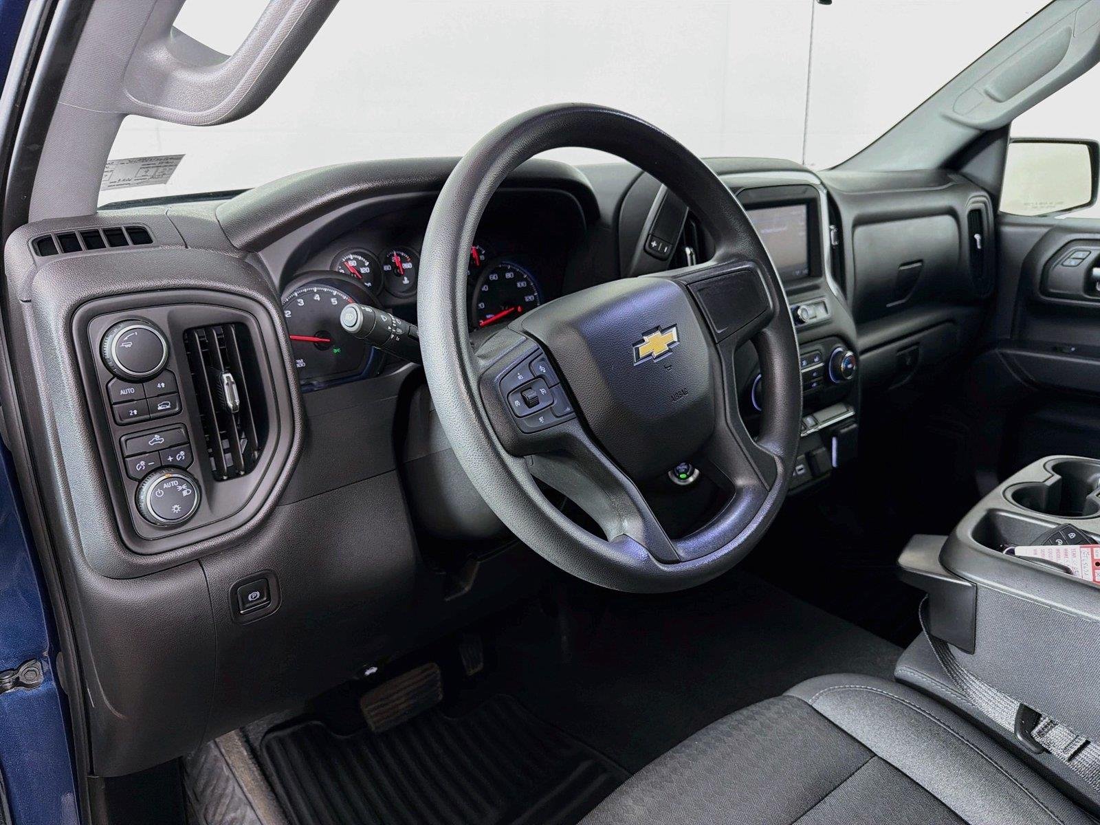 Used 2022 NORTHSKY BLUE METALLIC Chevrolet Custom image 16