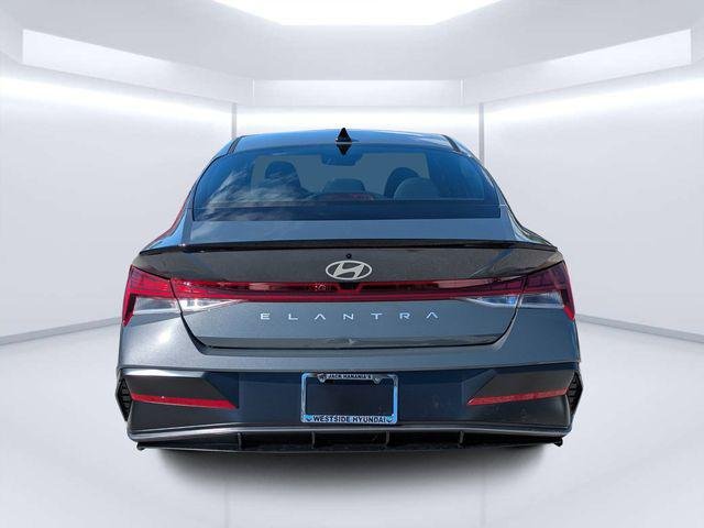 New 2026 Gray Hyundai SEL Sport Premium image 4