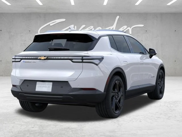 New 2026 Summit White Chevrolet LT image 4
