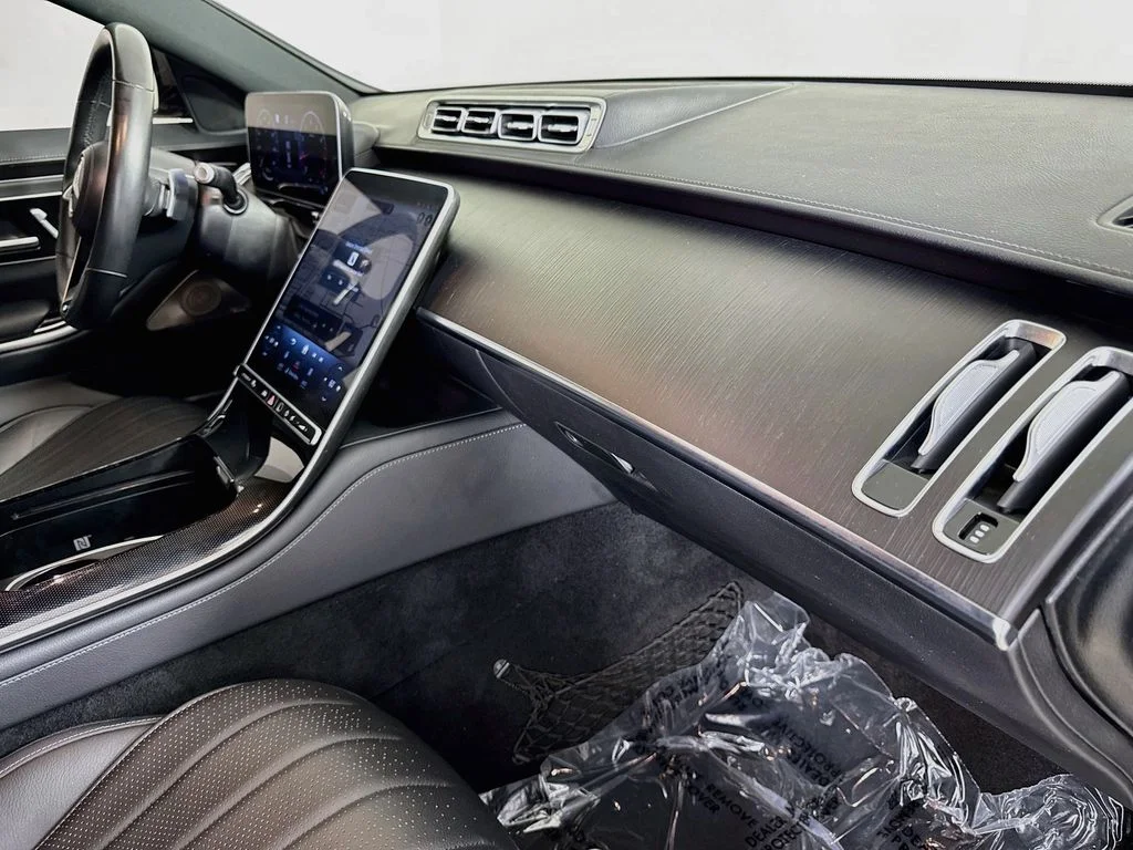 Used 2022 Gray Mercedes-Benz S 580 image 29