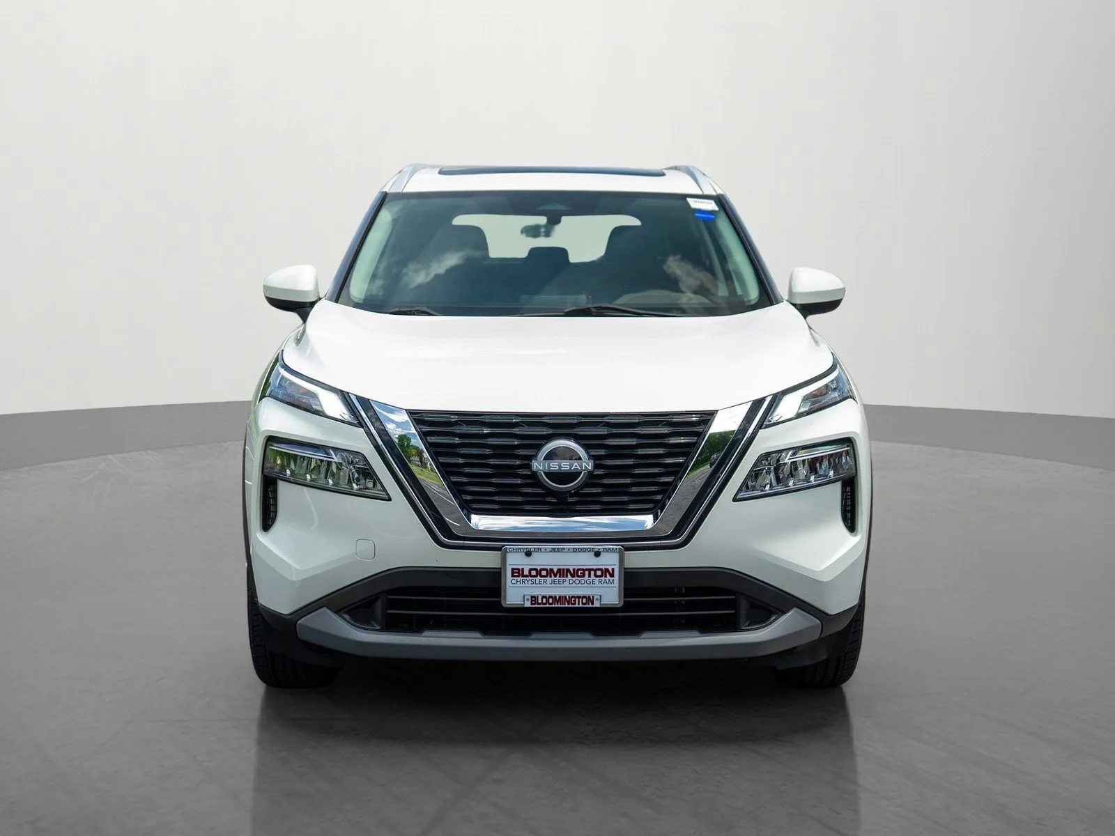 Used 2023 Nissan Rogue SV with VIN JN8BT3BB2PW477086 for sale in Minneapolis, Minnesota
