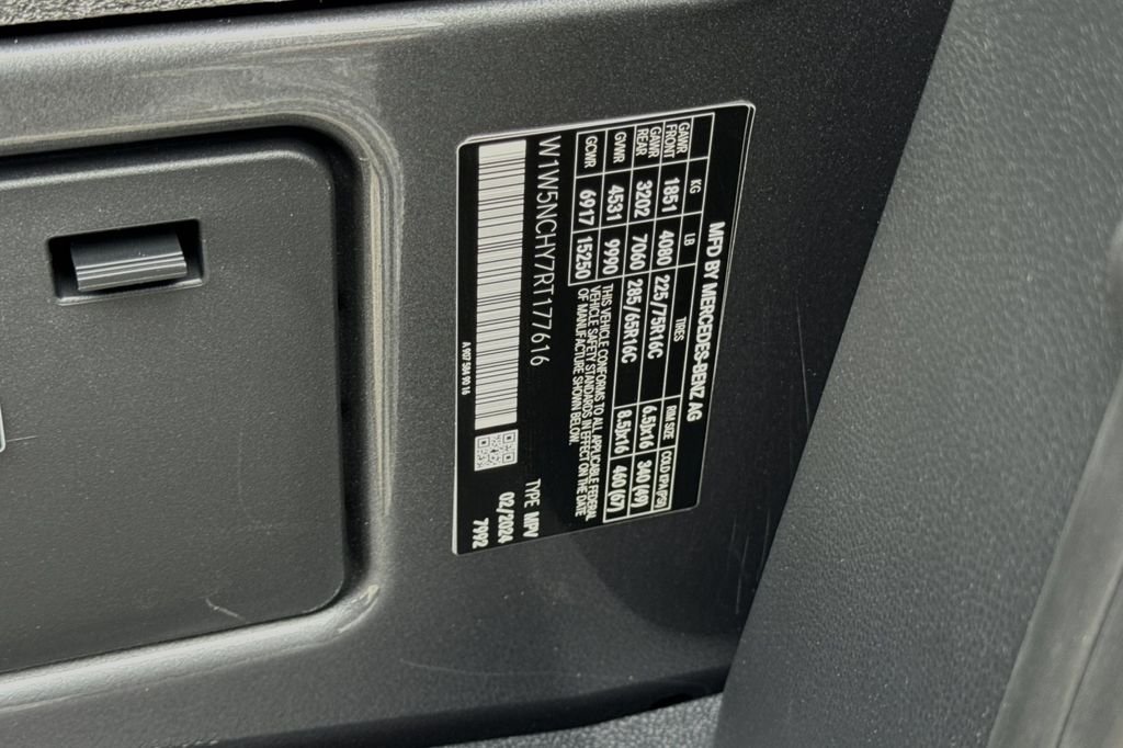 Used 2024 Gray Mercedes-Benz Cargo 170 WB image 25