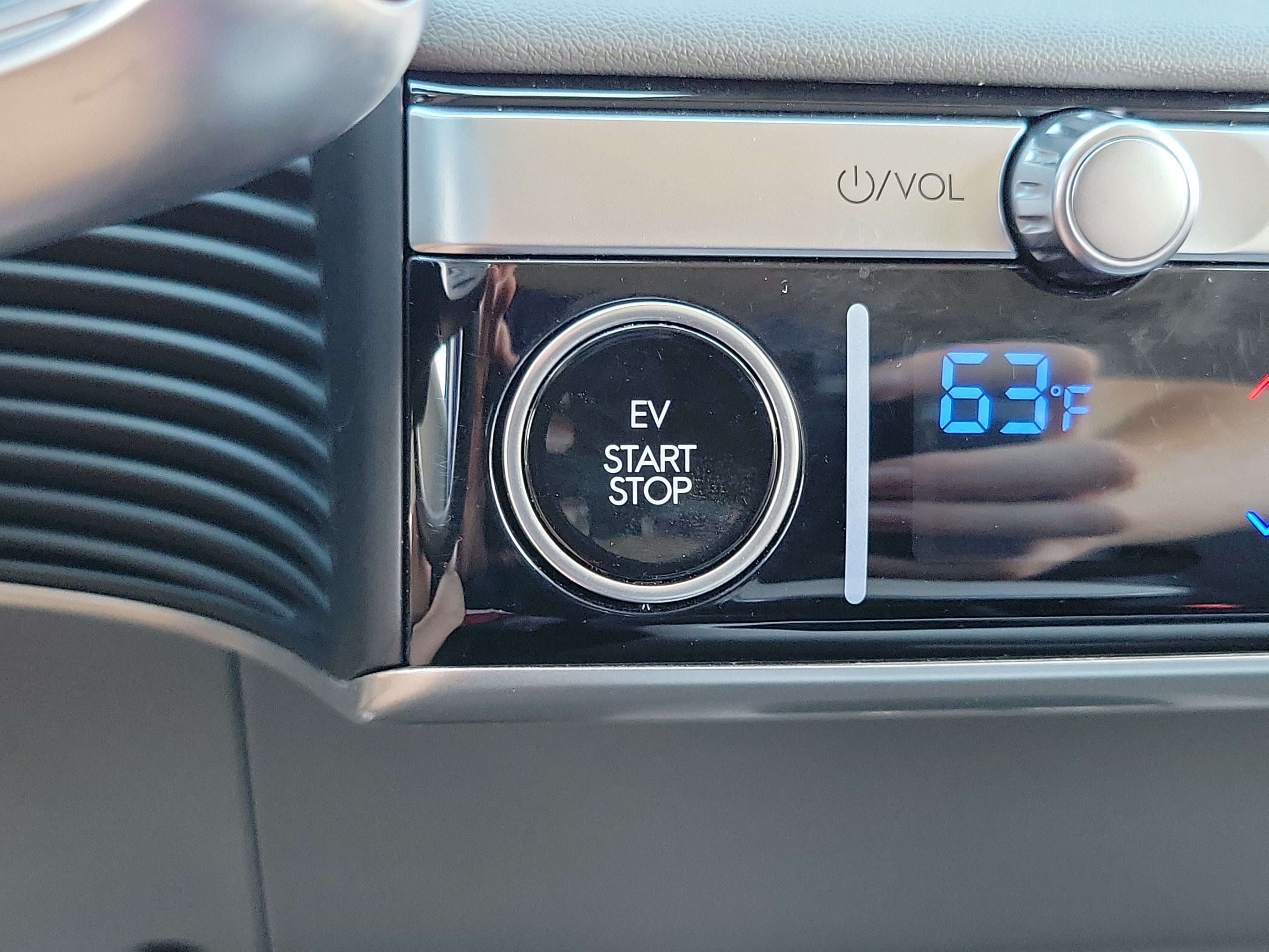 2024 Hyundai IONIQ 5 SEL - Photo 17