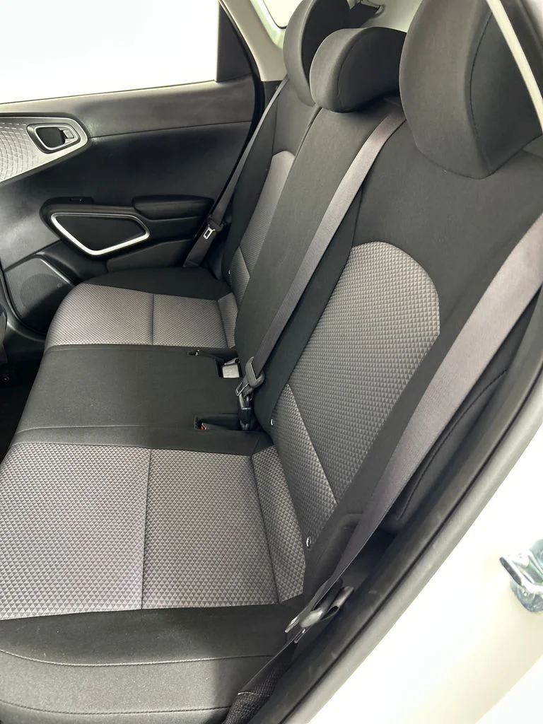 Used 2025 White Kia LX image 17