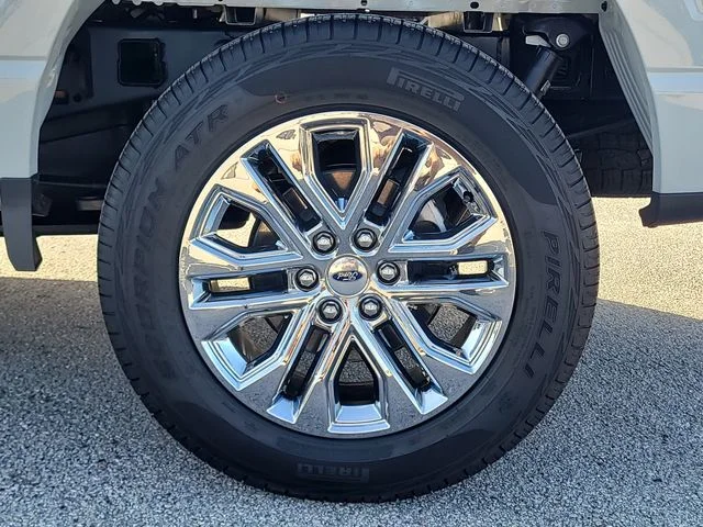 Used 2026 White Ford XLT image 8